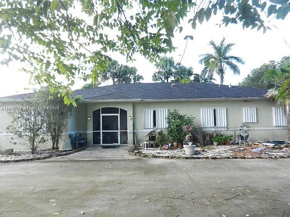 3rd image of 18760 SW 238th St