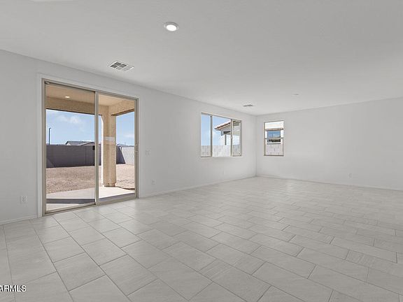 4th image of 18189 W MOHAVE Street