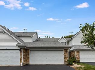 26 Delaware Ct, Schaumburg, IL 60193