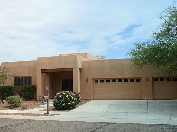 3 Car Garage