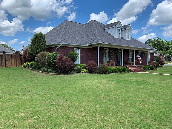 3rd image of 3116 Turnberry Dr