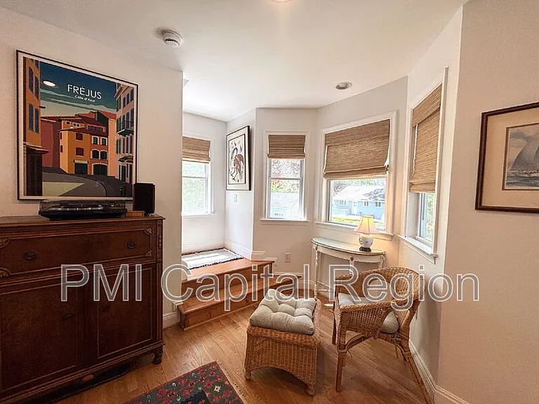 9608 Page Ave — Photo 10