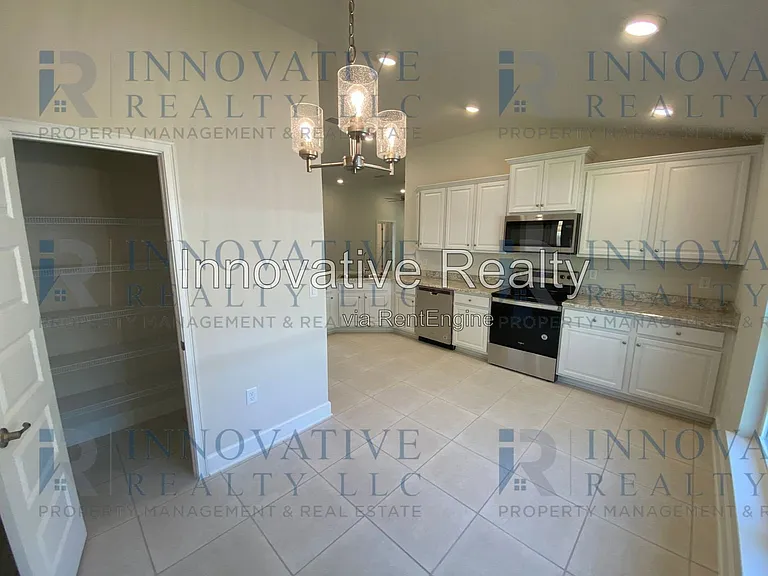 2313 Angel Fish Loop — Photo 11