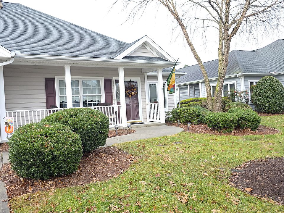 1st image of 15 Bayberry St