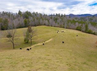 2030 Valway Rd, Lenoir, NC 28645