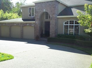 19213 85th Ave NE, Bothell, WA 98011