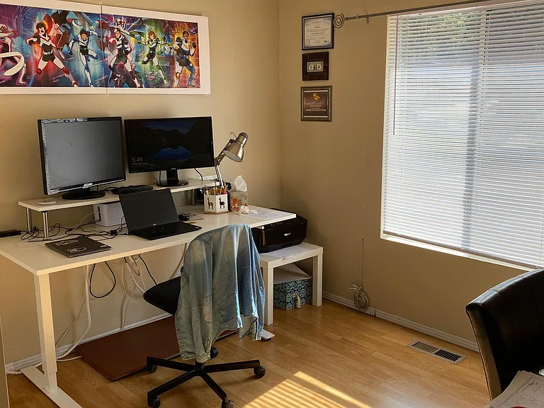 Bedroom/Office