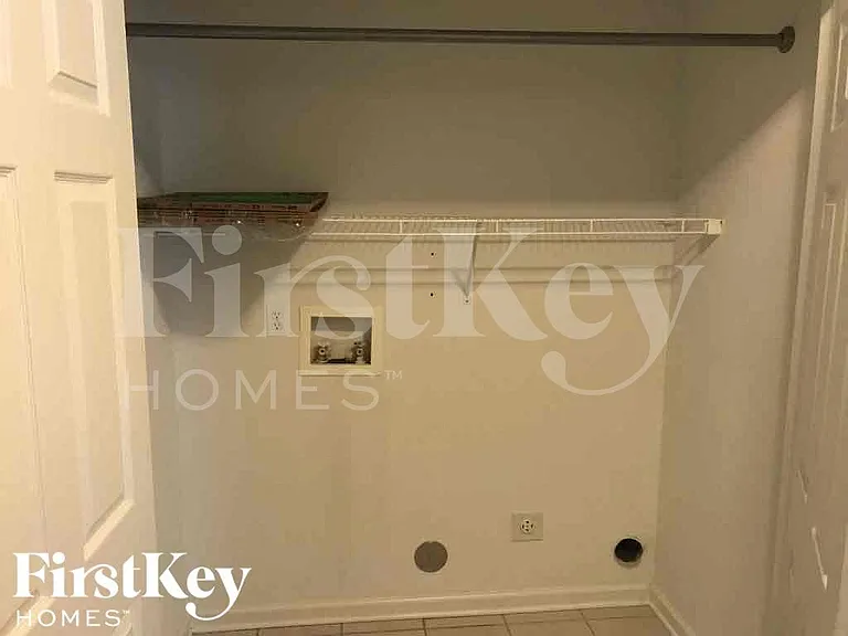 4248 Fieldstone Way — Photo 14