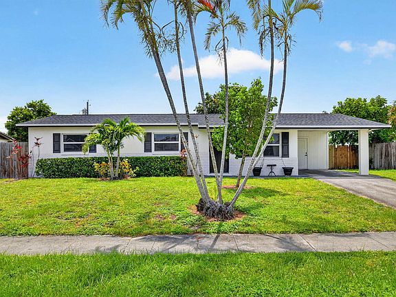 2nd image of 445 Palo Alto Drive