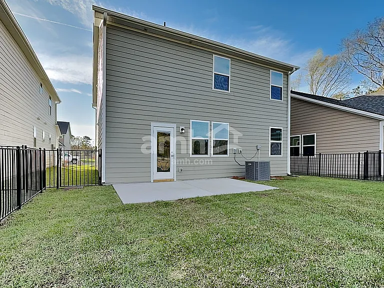 416 Armstrong Curv — Photo 22