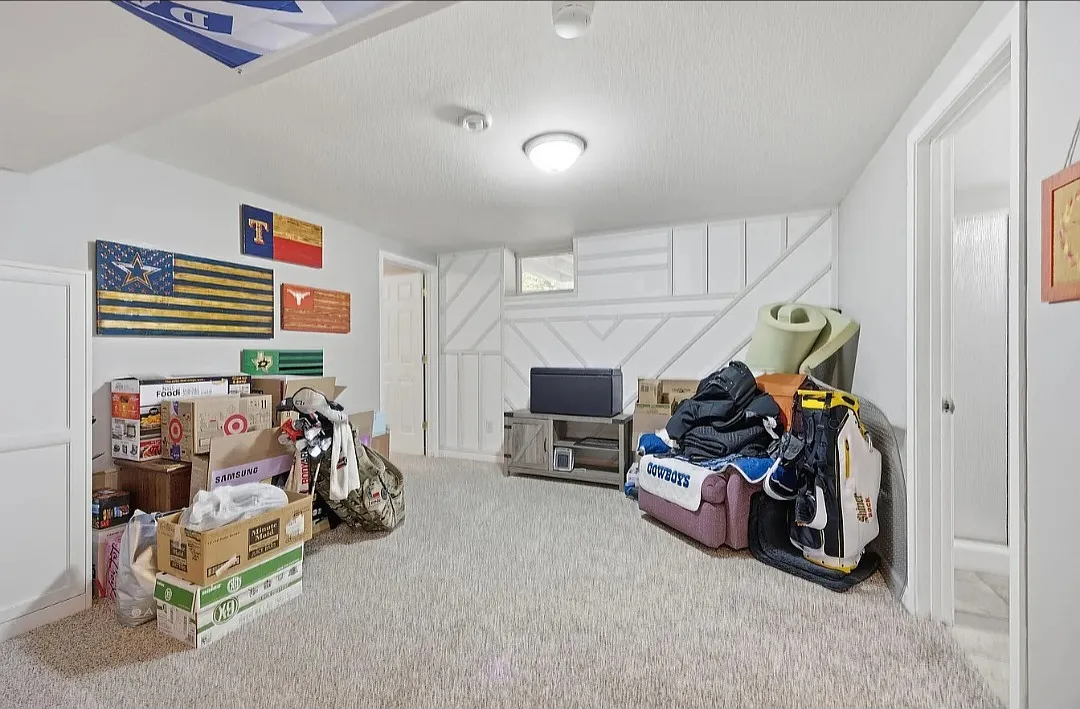 3 bed, 1500 sqft, $2,400 — Photo 4