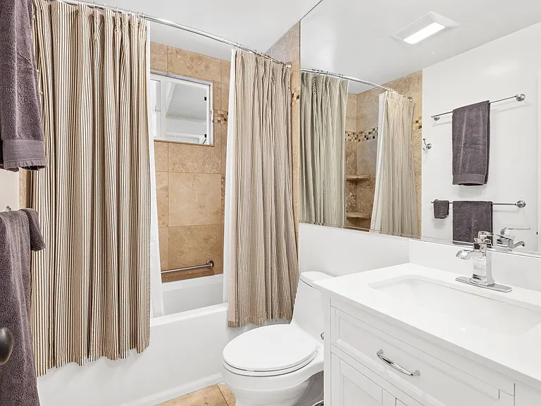 3142 Kingston Ave — Photo 23