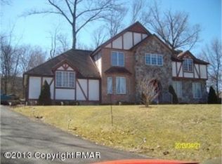 7 Gilliland Dr, East Stroudsburg, PA 18301
