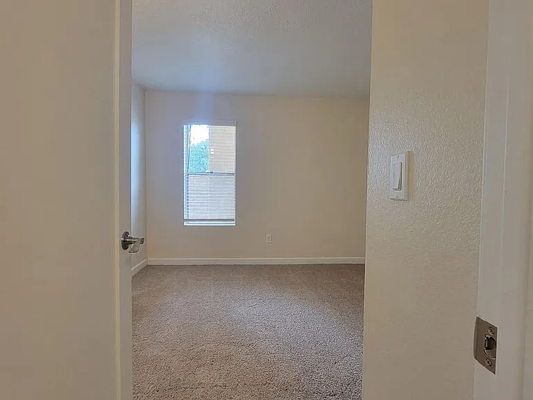 Sand Pebble Community *Renovated Units — Photo 125