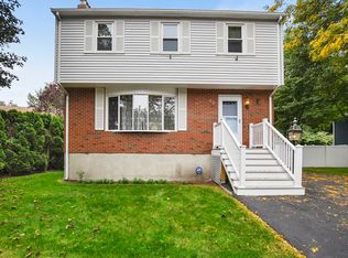 43 Rivers Ln, Malden, MA 02148