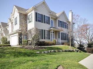 38 Rolling Views Dr #406, Woodland Park, NJ 07424