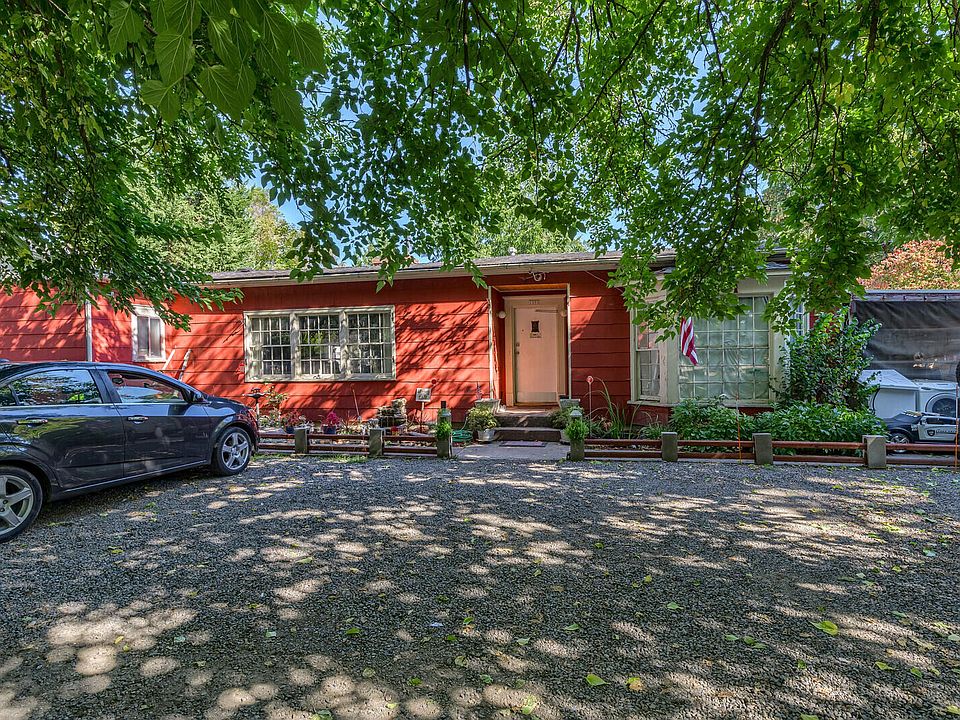 1351 Kings Hwy, Medford, OR 97501 Zillow