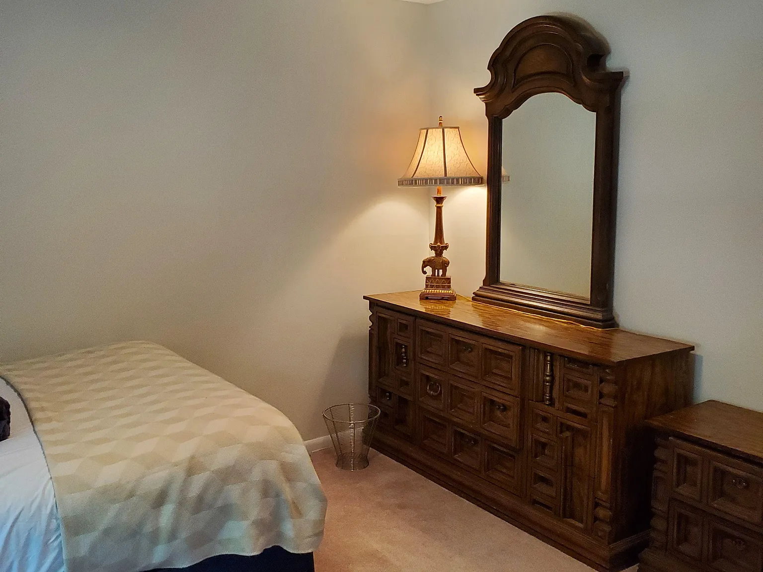 2 bed, 2.0 bath, 1900 sqft, $1,754 — Photo 3