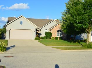 1441 Goldenrod Cir, West Bend, WI 53095