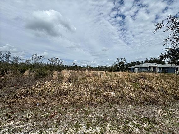 3rd image of 8500 SW Aviary Rd #32