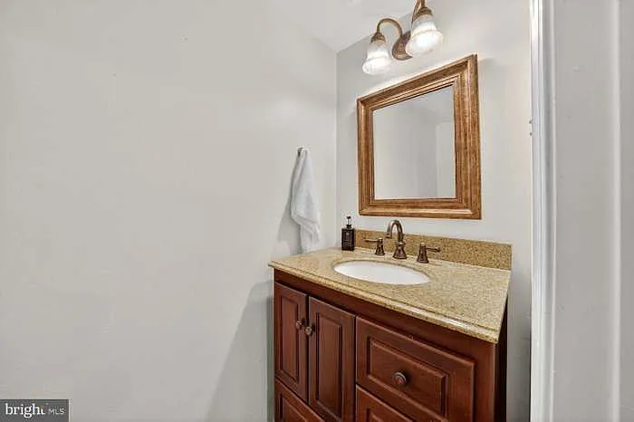 9626 Blincoe Ct — Photo 8