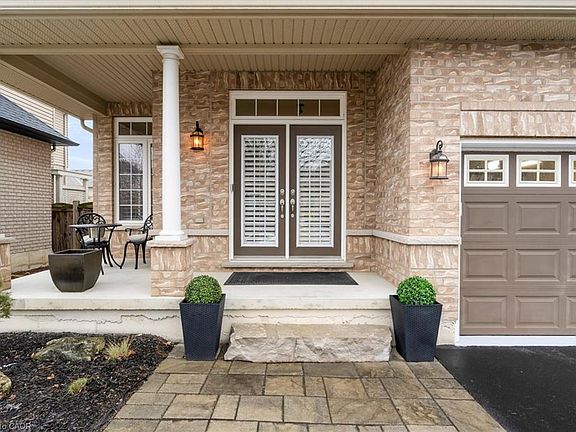 5th image of 87 Newcombe Rd