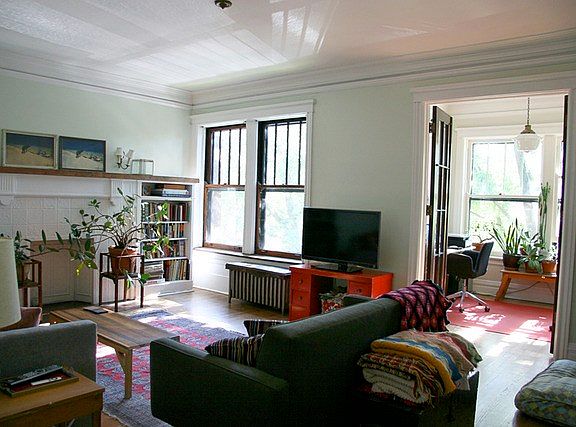 3rd image of 5206 S Dorchester Ave #2