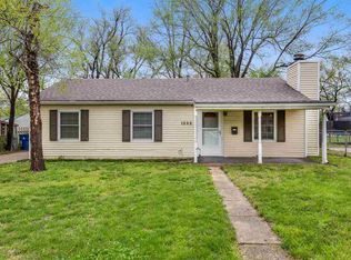 1222 E Arlington Dr, Wichita, KS 67219