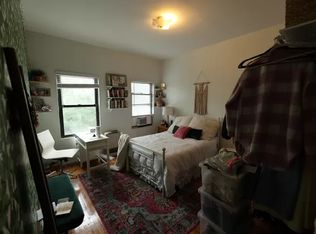 35 Ten Eyck St APT 3R, Brooklyn, NY 11206