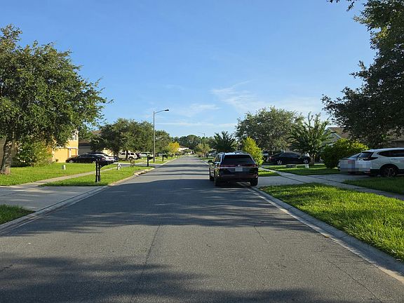 4th image of 3031 Mandolin Dr