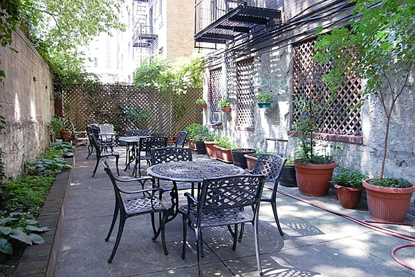 Sold by Corcoran | media 14