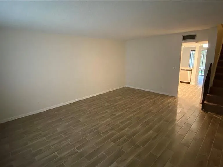 5269 SW 40th Ave #21 — Photo 6