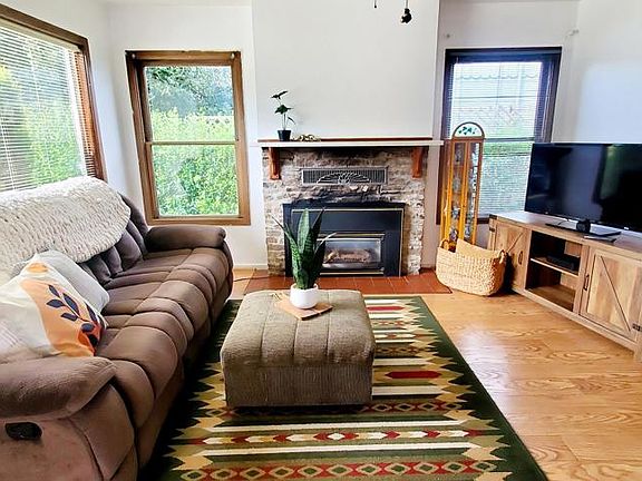 4th image of 19121 Olsen Ln