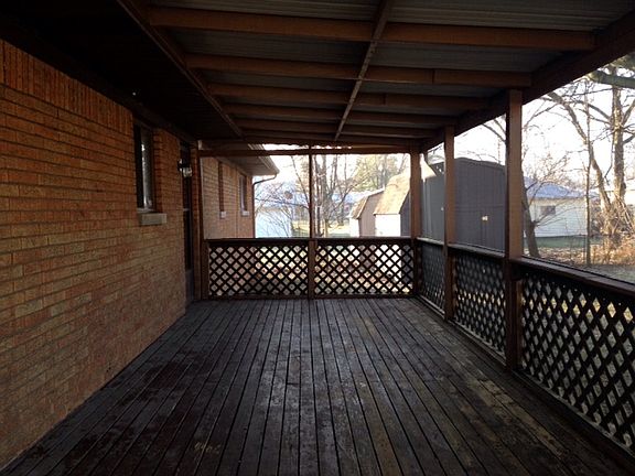 1930priscillascreenedporch1_01272016