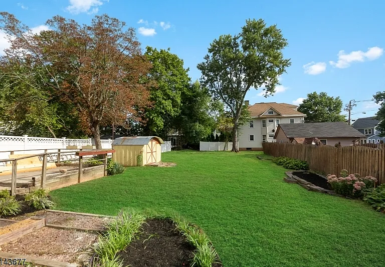 182-184 W Cliff St — Photo 18