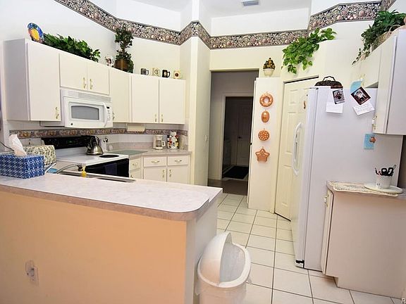 3rd image of 4714 N El Camino Dr