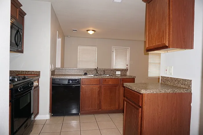 10037 Quail Glen Dr — Photo 6