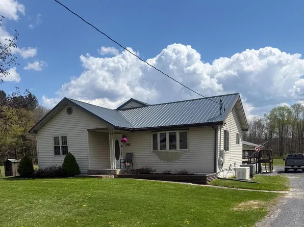 1076 Clarence Rd, Clarence, PA 16829