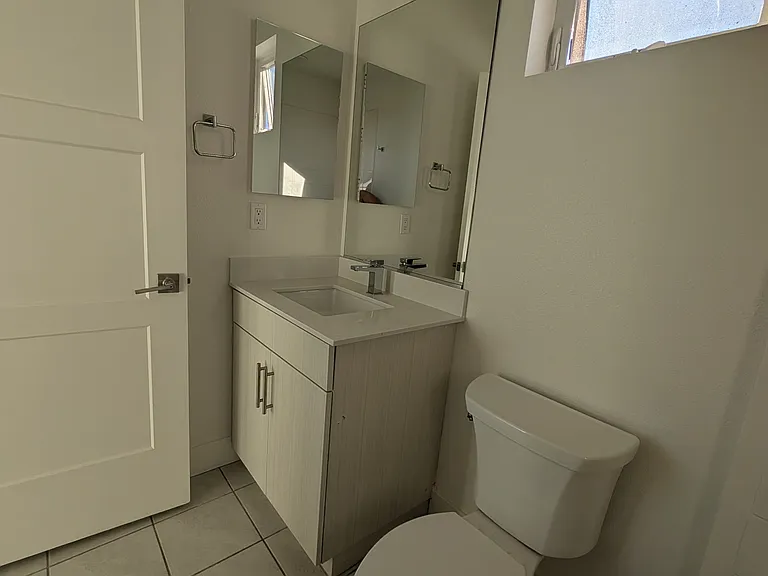 9877 Macarthur Blvd #A — Photo 21