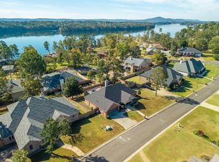 231 Starboard Cir, Hot Springs, AR 71901