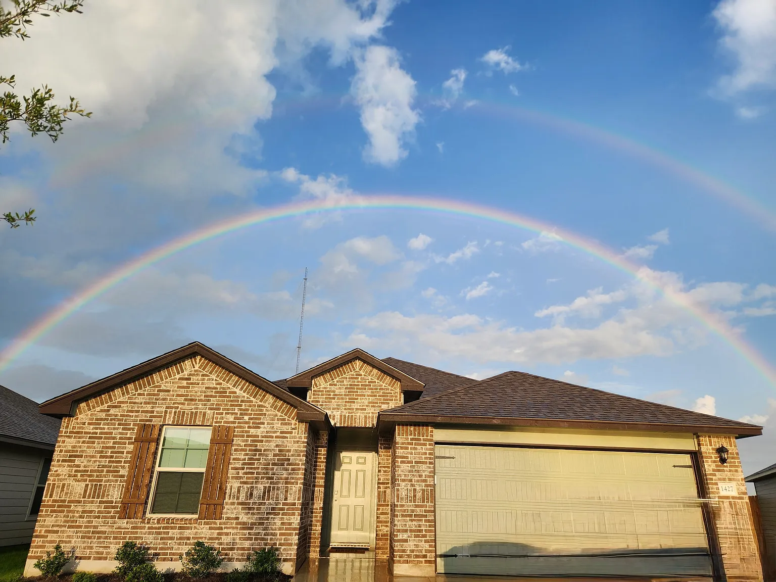 4 bed, 1612 sqft, $2,450 — Photo 4