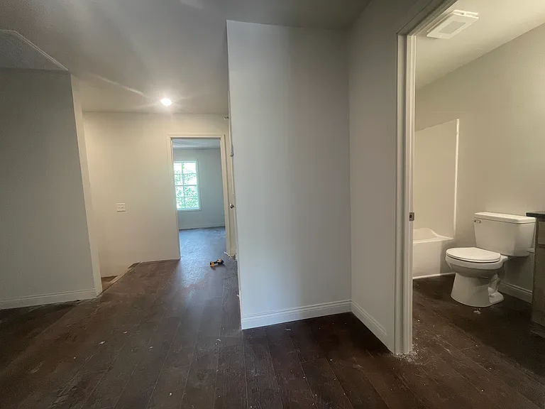 401 W 12th Ave #1 — Photo 10