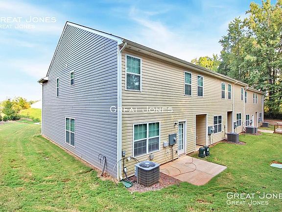 5th image of 8900 Bradstreet Commons Way