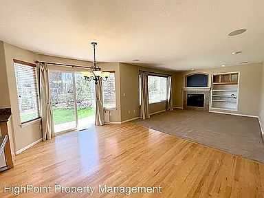 3rd image of 13630 Parkview Pl