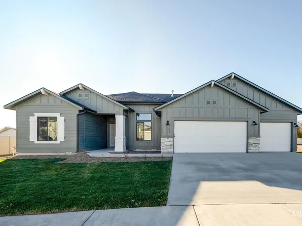 751 Strike Eagle St, Mountain Home, ID 83647