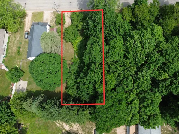 Grant St, Shelby, MI 49455