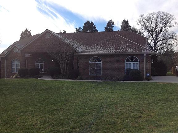3rd image of 7807 Twin Maple Dr