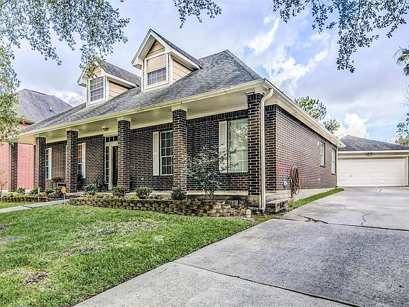 3rd image of 2508 Dixie Woods Dr