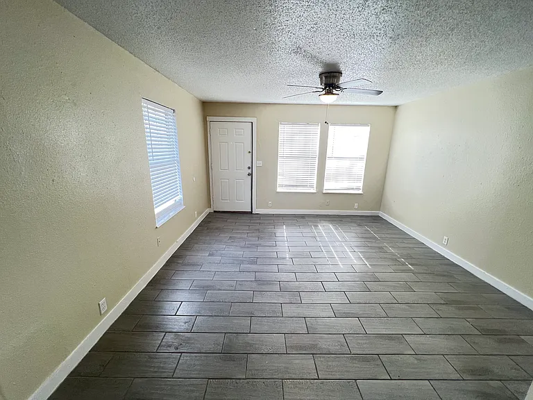 4814 Parry Ave #2 — Photo 9
