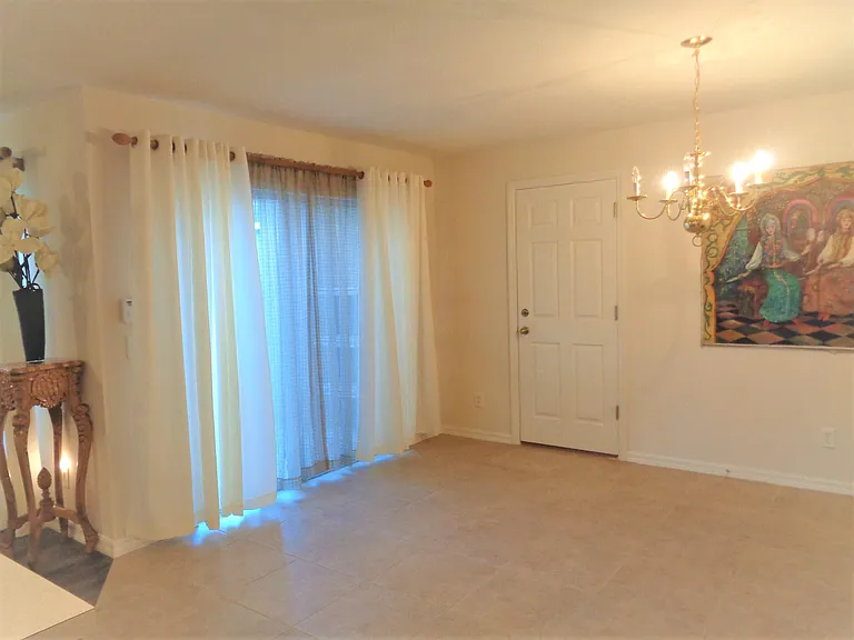 1636 Pointe West Way — Photo 22